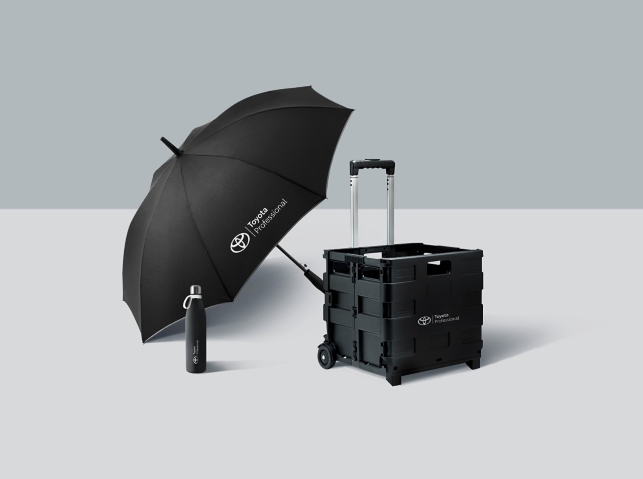 Brendirani kišobran, boca za vodu i putna torba programa Toyota Professional 